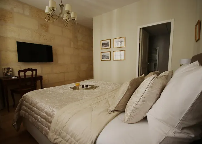 Apartment Climatise Avec Rooftop En Hypercentre